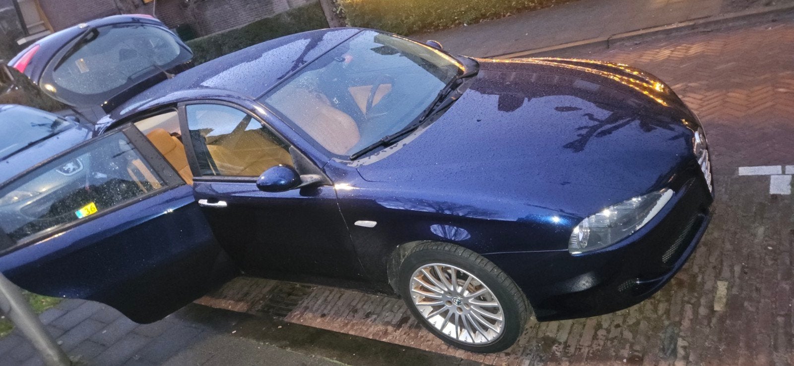 Alfa Romeo 147 1.6 T.spark 16V 77KW 5DR 2005 Blauw, Auto's, Alfa Romeo, Voorwielaandrijving, Metallic lak, 4 cilinders, Origineel Nederlands