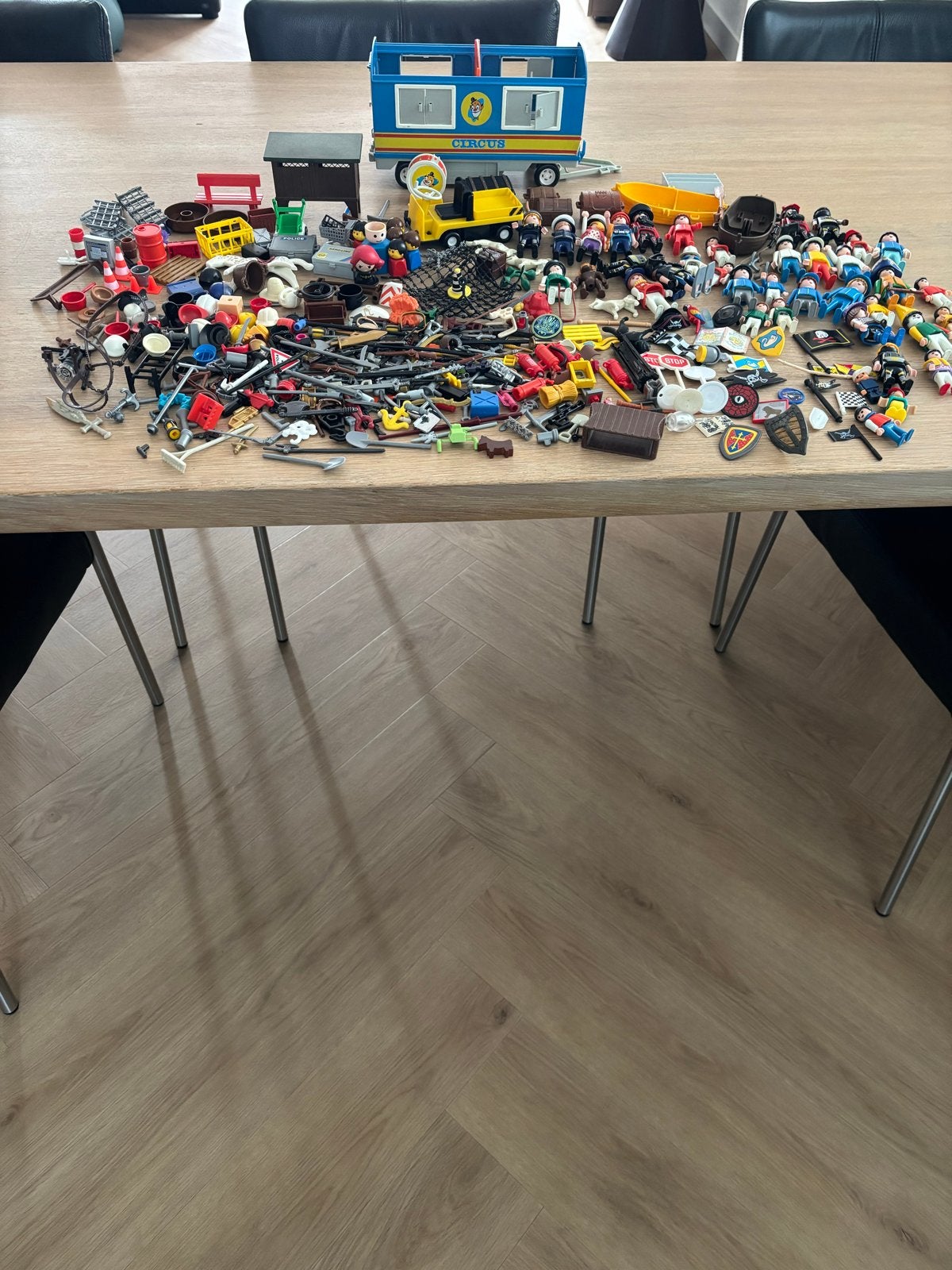 Grote partij Playmobil met diverse onderdelen en figuren, Ophalen of Verzenden, Gebruikt, Losse onderdelen, Overige typen