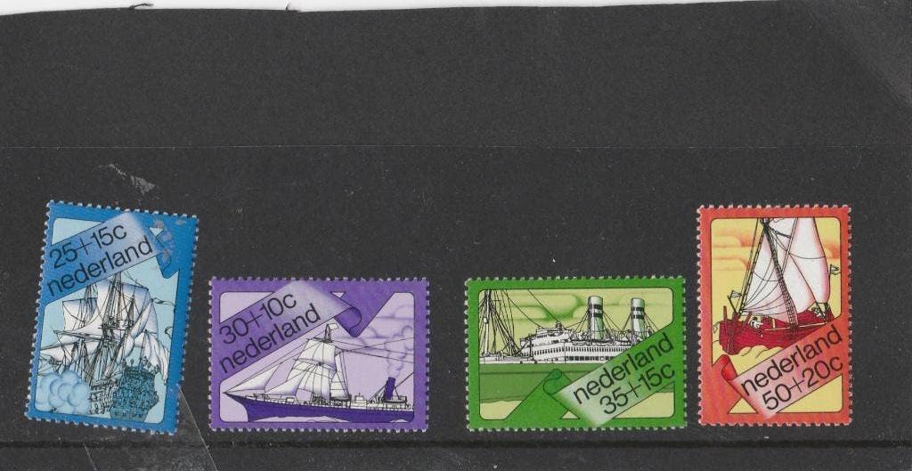 no 21 Nederland  4 serie;s, Ophalen of Verzenden, Postfris