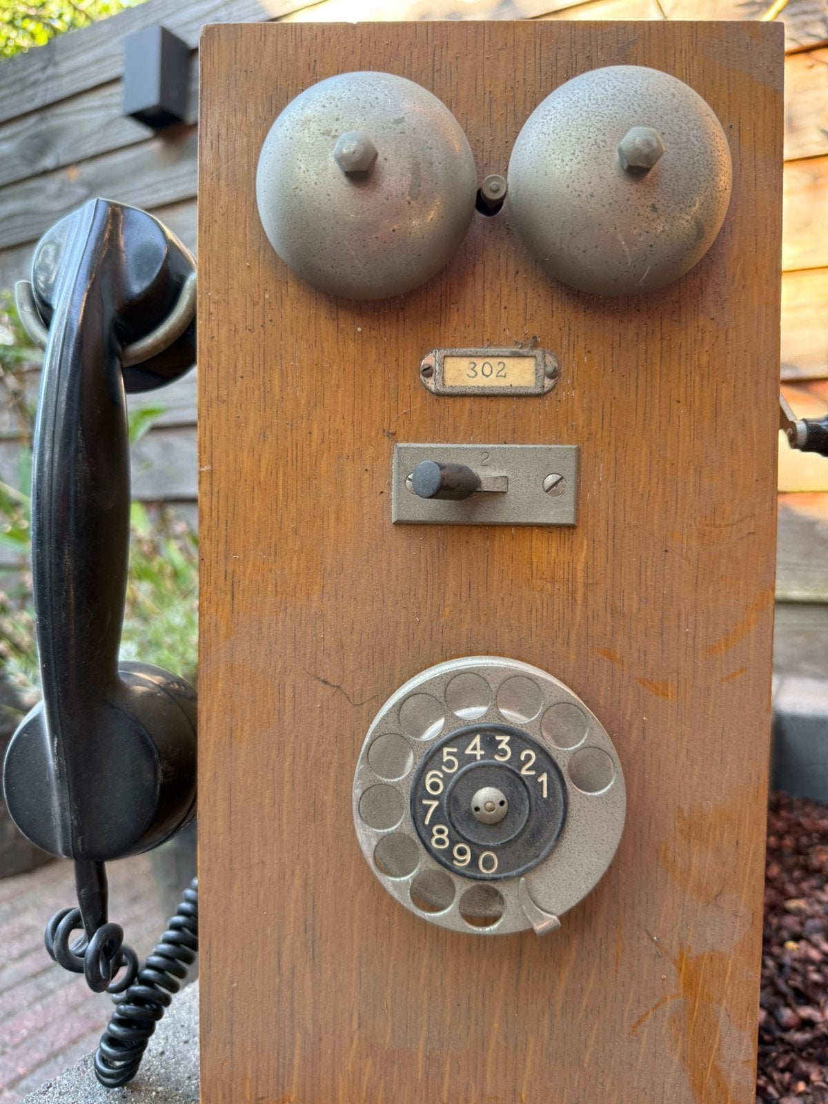 Oude PGEM diensttelefoon hout – Ericsson draaischijf, Telecommunicatie, Ophalen, Zo goed als nieuw