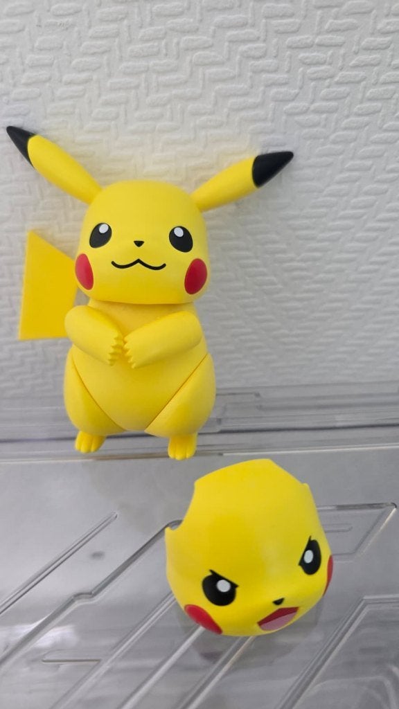 Pokémon S.H. Figuarts Pikachu Action Figure (Bandai Japan), Ophalen of Verzenden, Zo goed als nieuw
