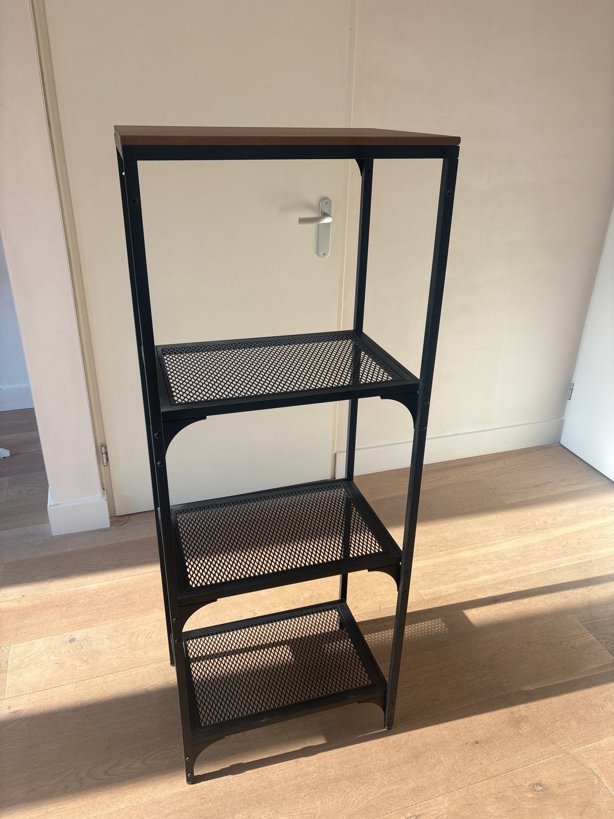 IKEA FJÄLLBO Open Kast/Boekenkast - Zwart Metaal & Hout, Ophalen, Met plank(en), 100 tot 150 cm, 50 tot 100 cm
