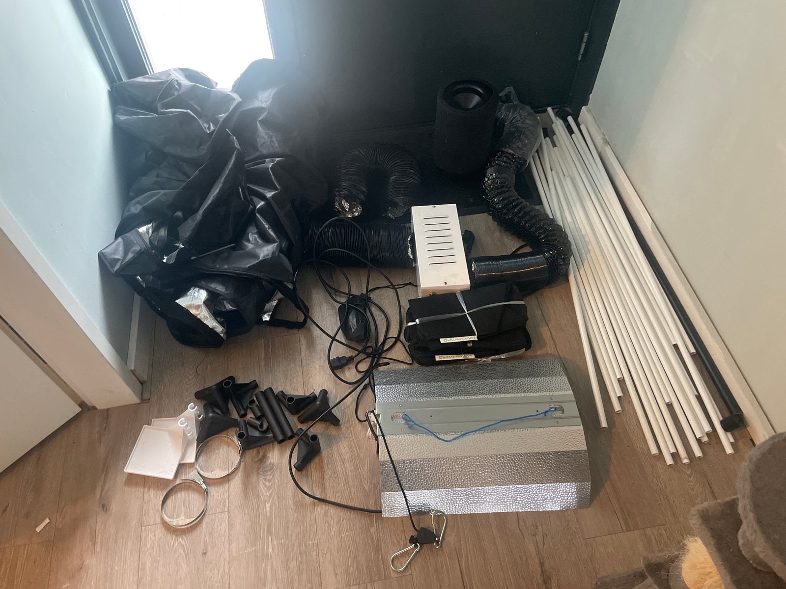 Complete Kweektent Set - Mars Hydro DF100-M Ventilator, Tuin en Terras, Kweekspullen, Gebruikt, Kweektent, Ophalen