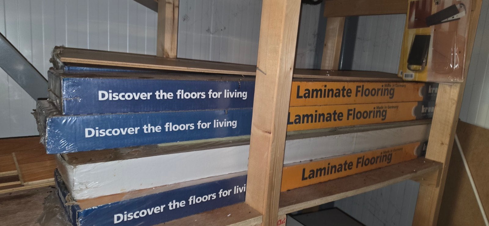 laminaat, Ophalen, Bruin, Nieuw, 10 tot 25 m²