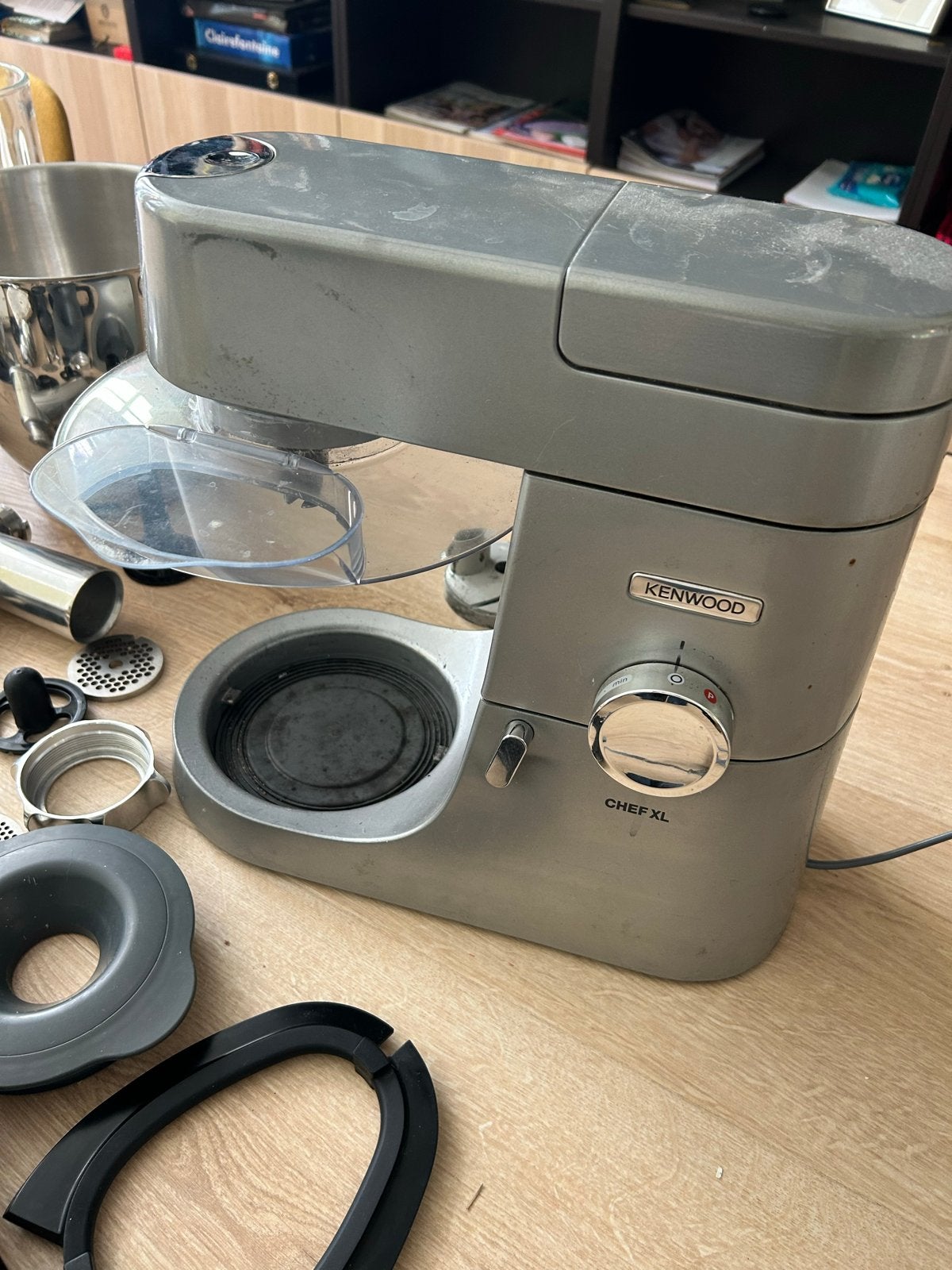 Kenwood Chef XL Keukenmachine met accessoires, 4 liter of meer, Ophalen, Gebruikt, 3 snelheden of meer