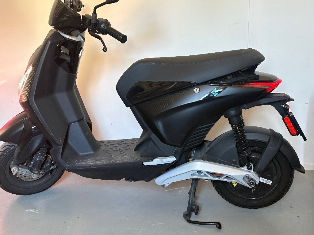 PIAGGIO ONE PLUS, Overige modellen, Elektrisch, Ophalen of Verzenden, Zo goed als nieuw