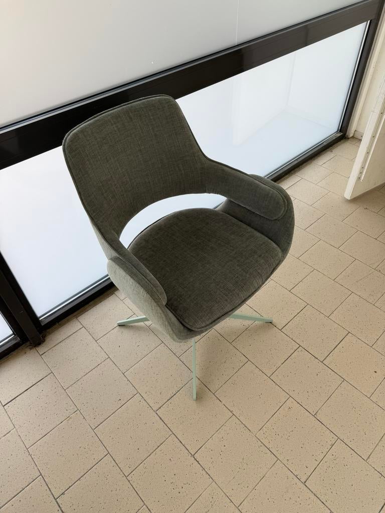 4x eethoek stoel, Ophalen of Verzenden, Zo goed als nieuw, 4 tot 6 stoelen