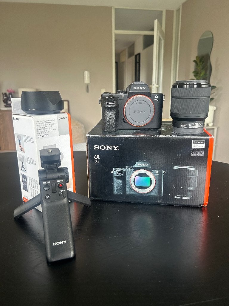 Sony A7ii + Sony FE 3.5-5.6/28/70 OSS lens + Shooting grip, Audio, Tv en Foto, Ophalen, Gebruikt, Bluetooth, 24 megapixels