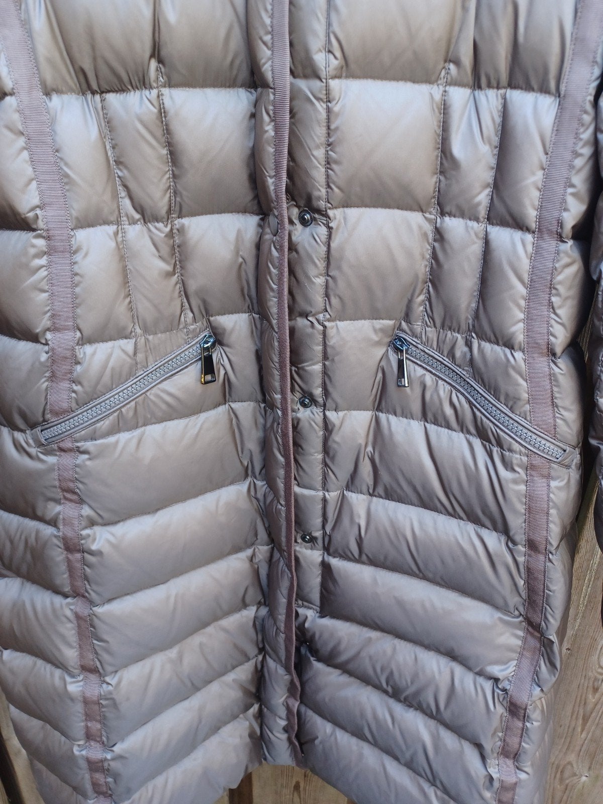Lange gewatteerde jas met capuchon en bontkraag, Maat 38/40 (M), The Outerwear, Bruin, Ophalen of Verzenden