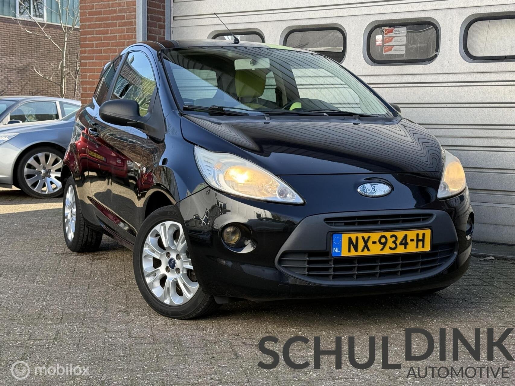 Ford Ka 1.2 Trend AIRCO|ELEKTRISCHE RAMEN|LICHTMETALEN VELGE, Voorwielaandrijving, Gebruikt, 1242 cc, 4 cilinders