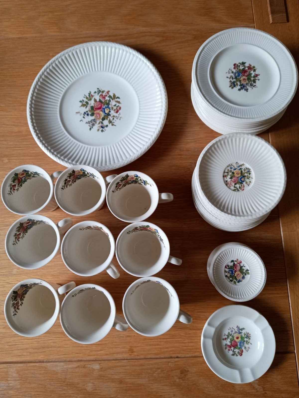 Wedgwood "Conway" koffie en gebaksservies, Ophalen, Gebruikt, Vintage, Kop(pen) en/of Schotel(s)