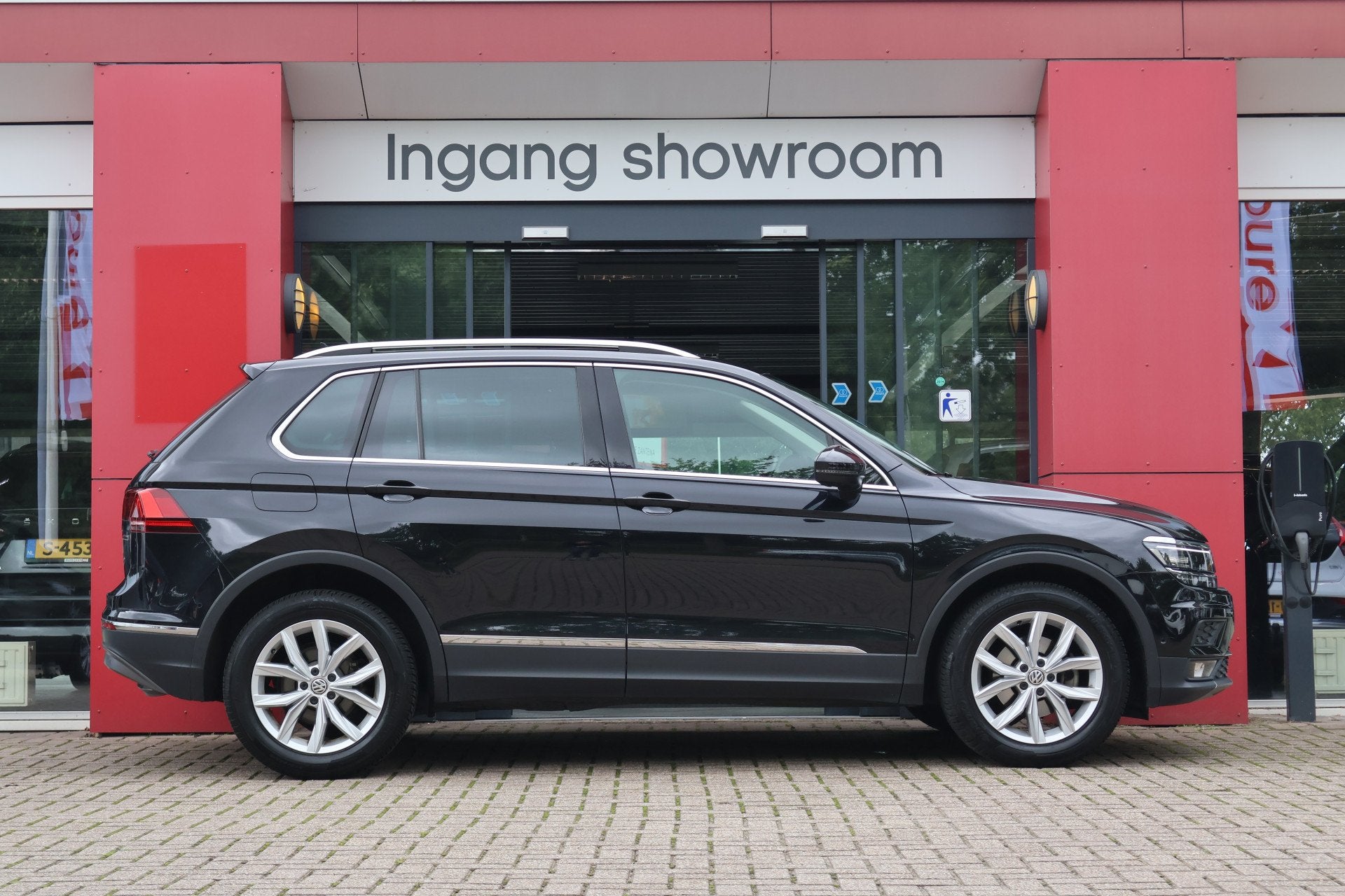 Volkswagen Tiguan 1.4 TSI DSG 4Motion Highline | ACC | Virtu, Automaat, Gebruikt, 4 cilinders, Automatische klimaatregeling