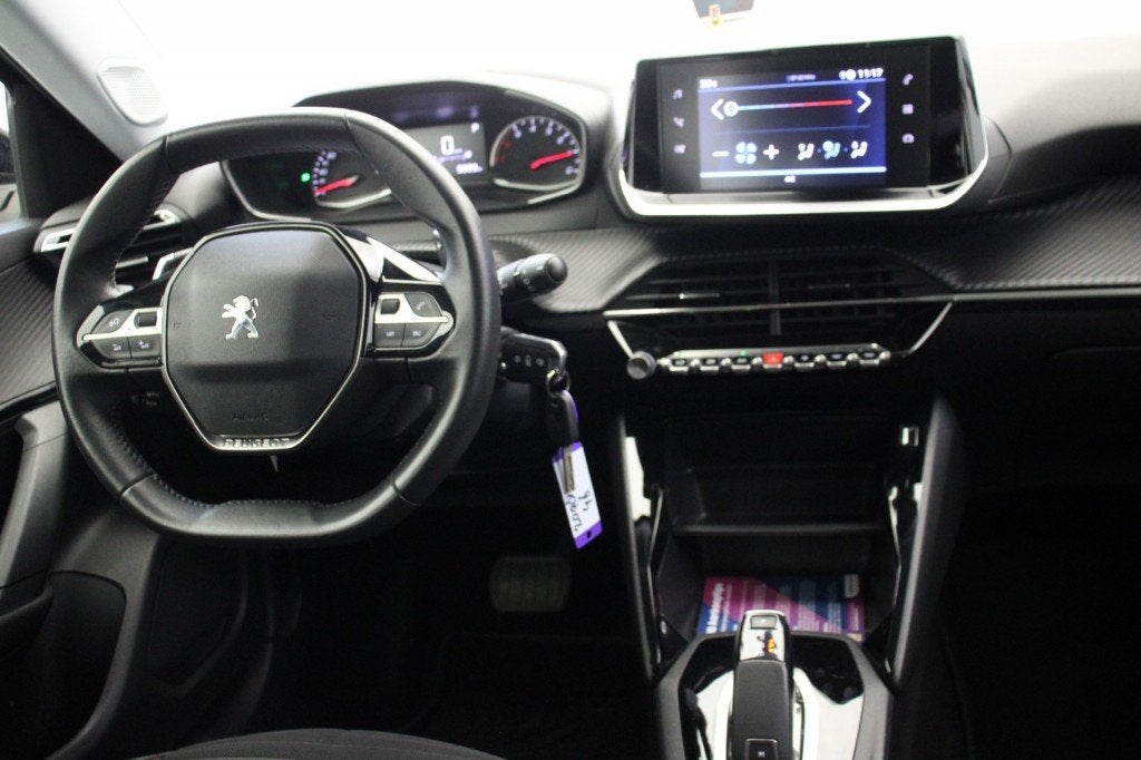 Peugeot 2008 1.2 PureTech Active Automaat - Carplay, Cruise, Auto's, Gebruikt, Euro 6, 1199 cc, Met garantie (alle)
