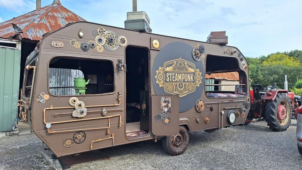 Te koop steampunk praalwagen feestwagen optochtwagen, Ophalen, Kostuum