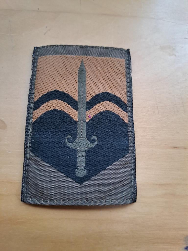 Mouw embleem nationaal territoriaal commando, Verzamelen, Militaria | Algemeen, Onbekend, Ophalen of Verzenden, Onbekend, Onbekend