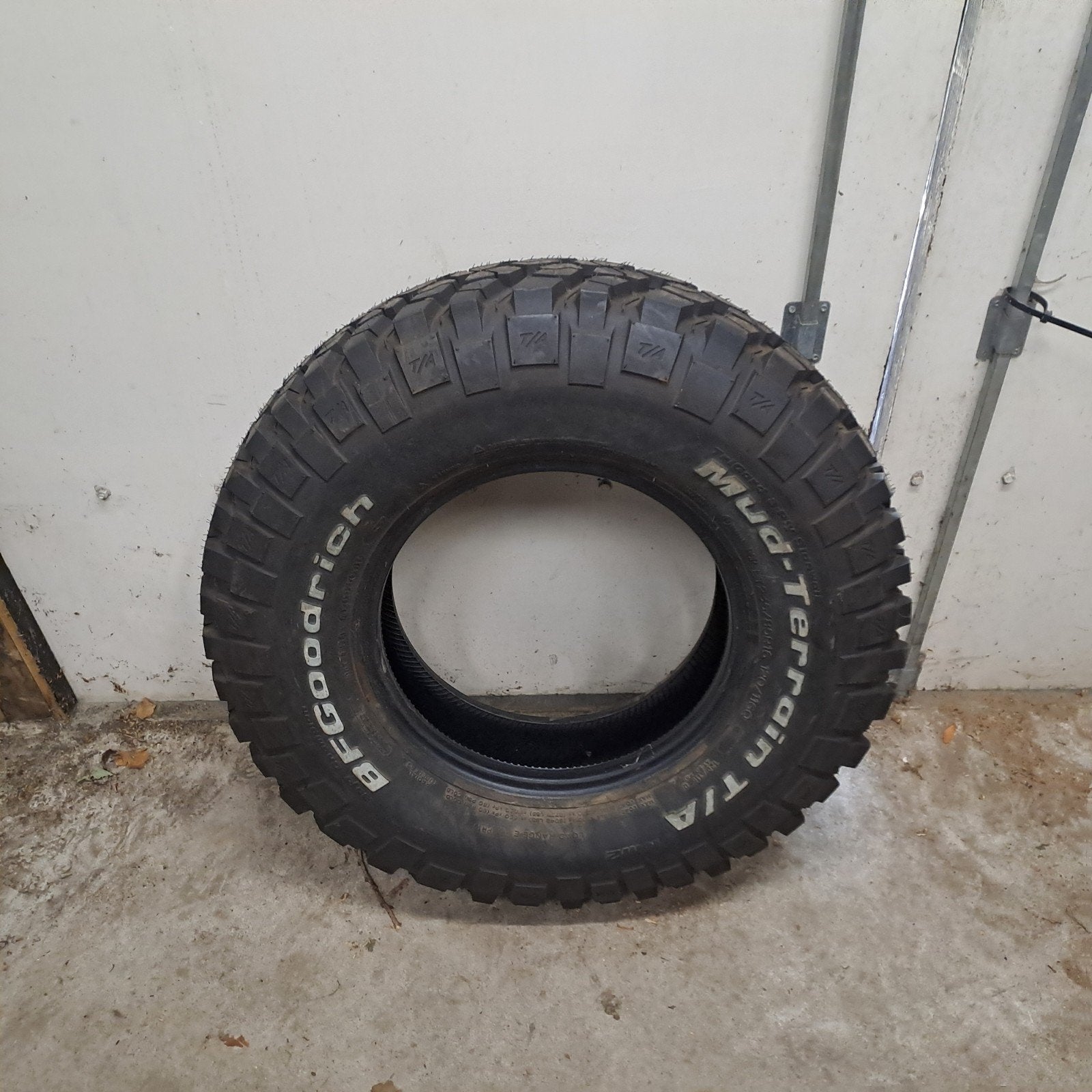 BF goodrich 235/85R16 nieuw, Ophalen, Nieuw