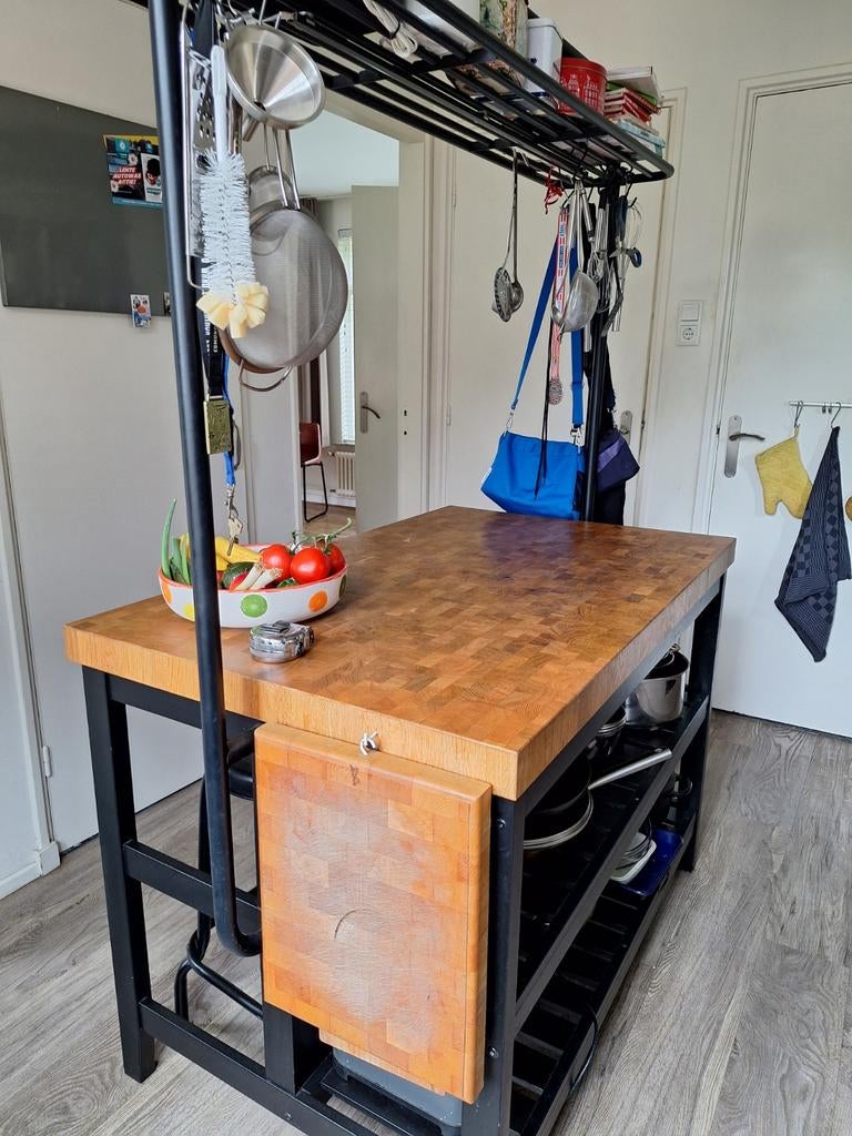 Ikea Vadholma keukeneiland met 3 zwarte barkrukken, Ophalen, Gebruikt, Hout, IKEA