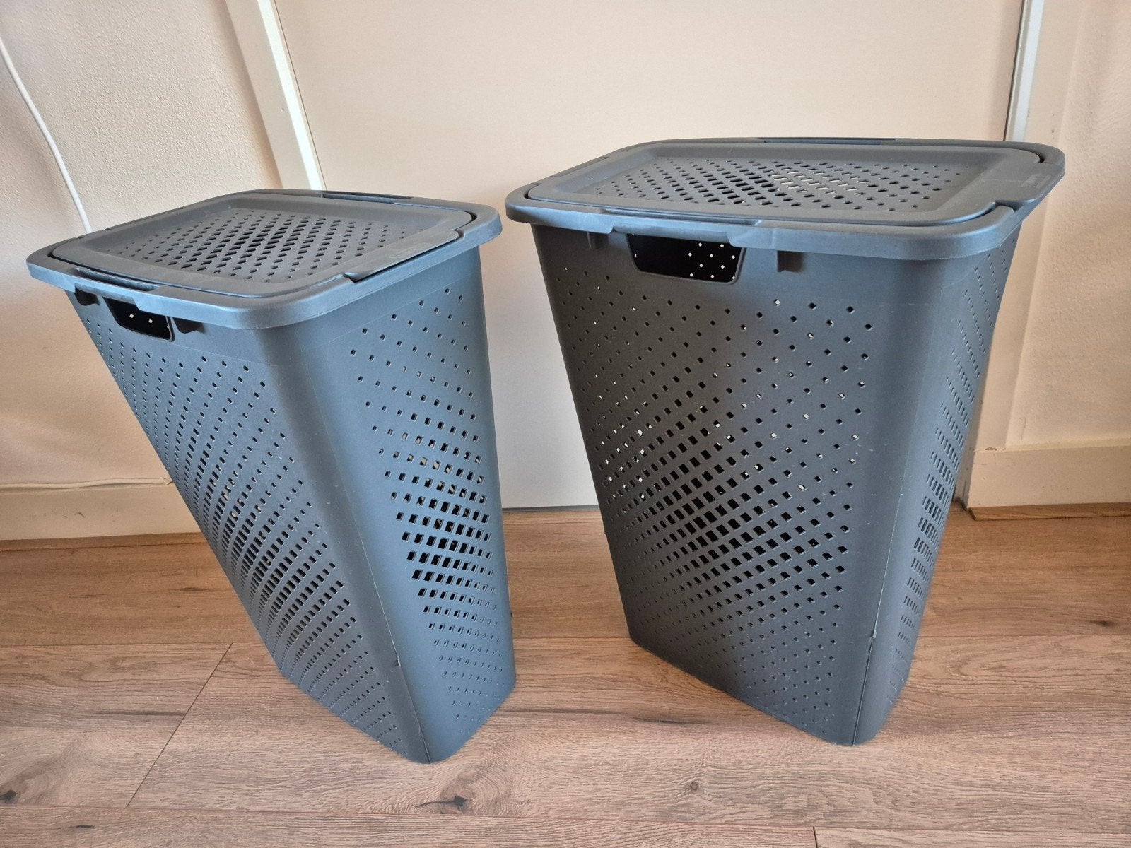 2x Wasmand Grijs 43x28x57 cm - Goede Staat, Ophalen, Gebruikt