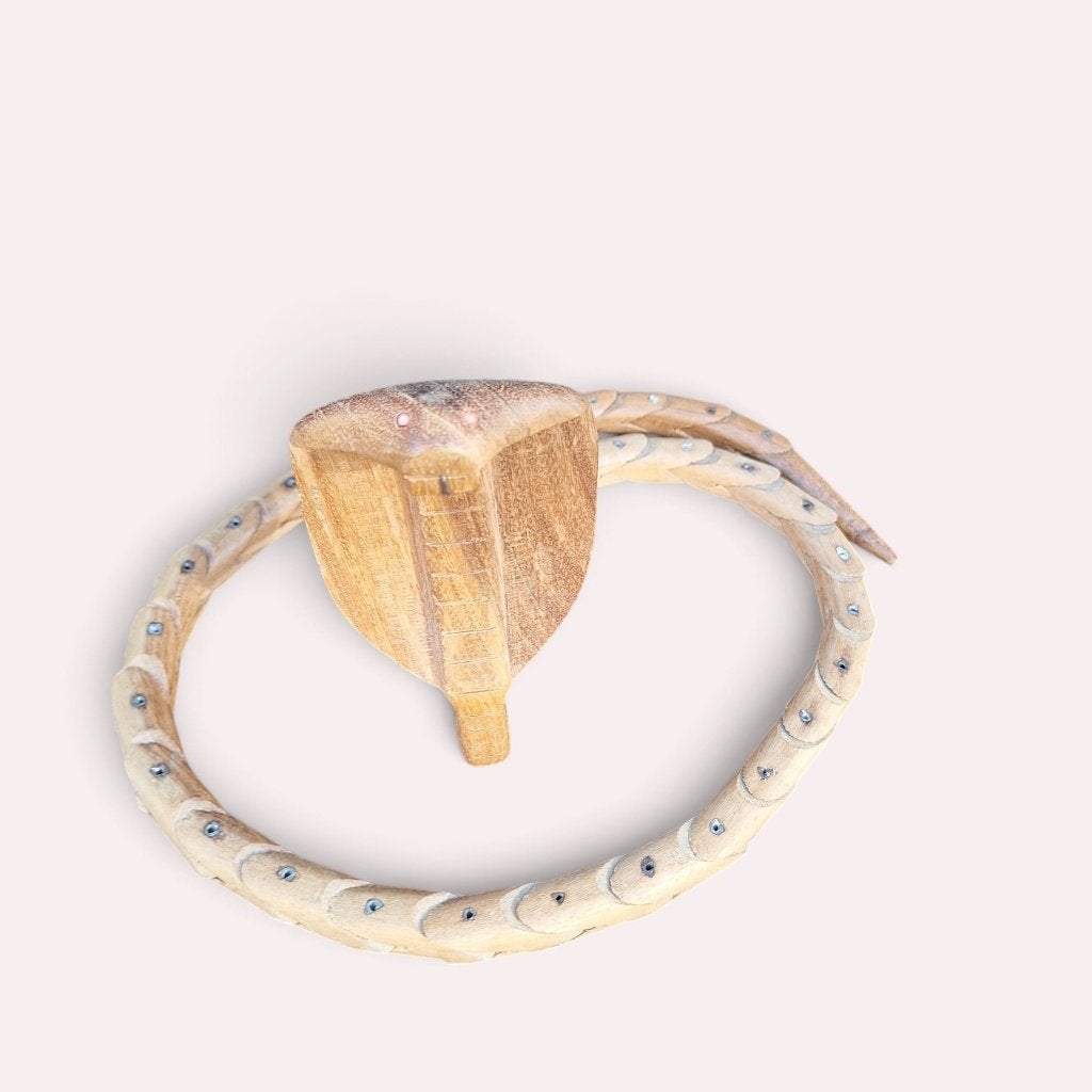 Houten Cobra Slang Beeld - Handgesneden Decoratie, Antiek en Kunst, Overige onderwerpen, Ophalen of Verzenden, Handgemaakt, 1 meter - 2 meter