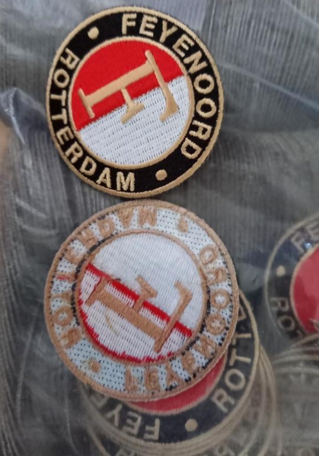 Feyenoord Rotterdam Patches 6cm  - 3 stuks voor 15 eur, Ophalen of Verzenden, Nieuw, Feyenoord, Overige typen