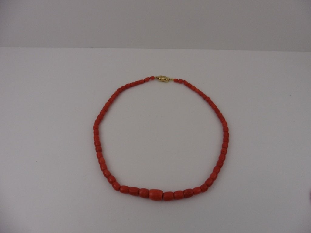 Bloedkoralen collier gouden slot                          D2, Ophalen of Verzenden, Overige materialen, Ketting