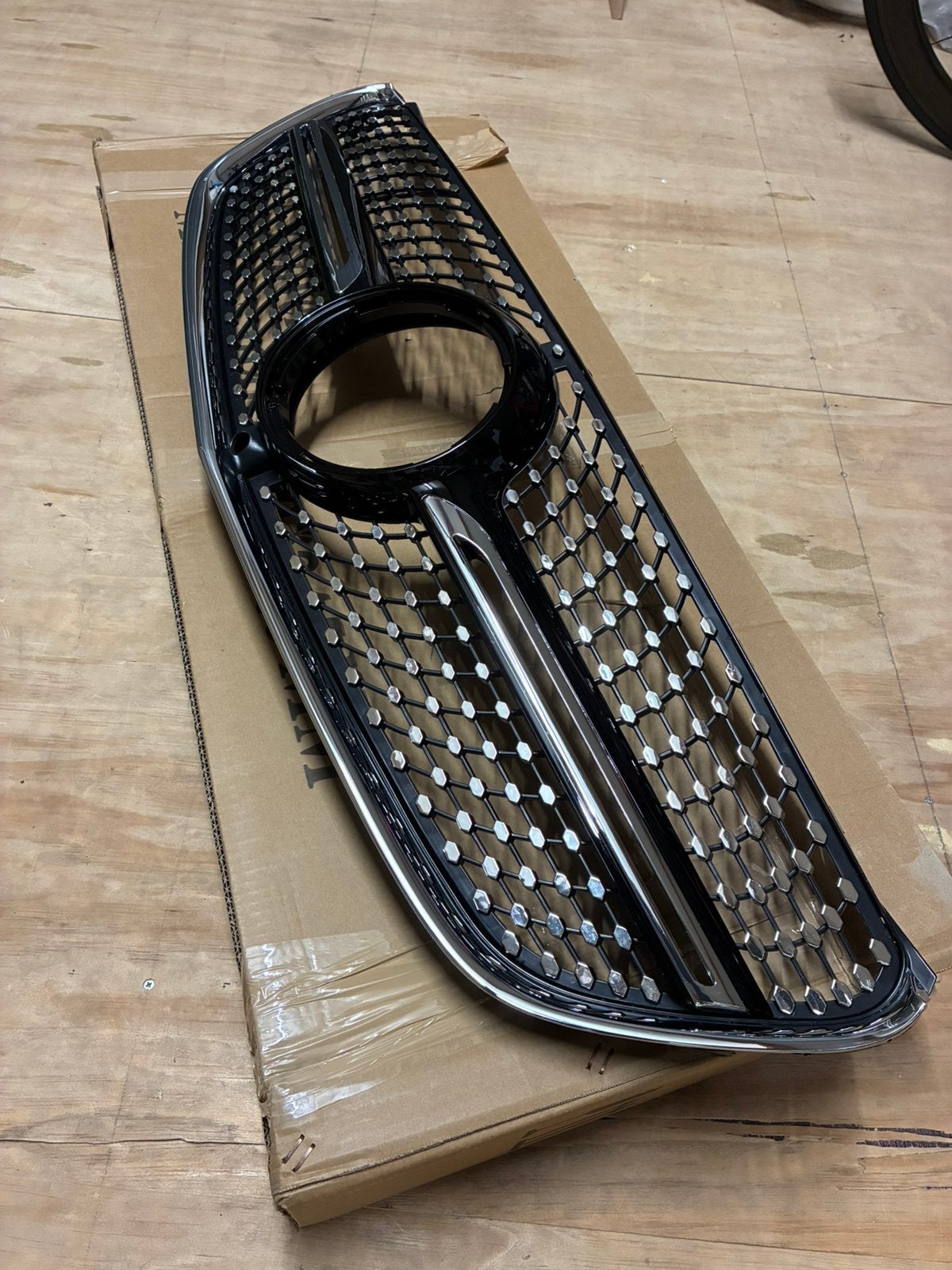 Diamond Grill Mercedes V-Klasse W447 zwart/chrome, Auto-onderdelen, Carrosserie en Plaatwerk, Ophalen, Voor, Mercedes-Benz, Nieuw