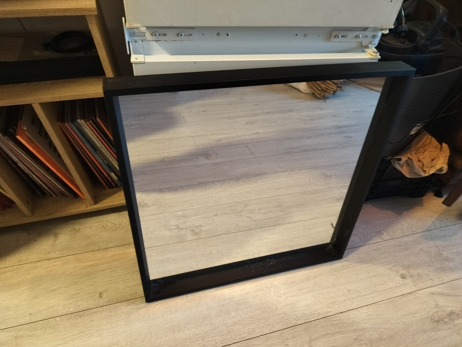 IKEA Nissedal spiegel 65x65cm - Zwart, Huis en Inrichting, Ophalen, Vierkant, Zo goed als nieuw, Minder dan 100 cm