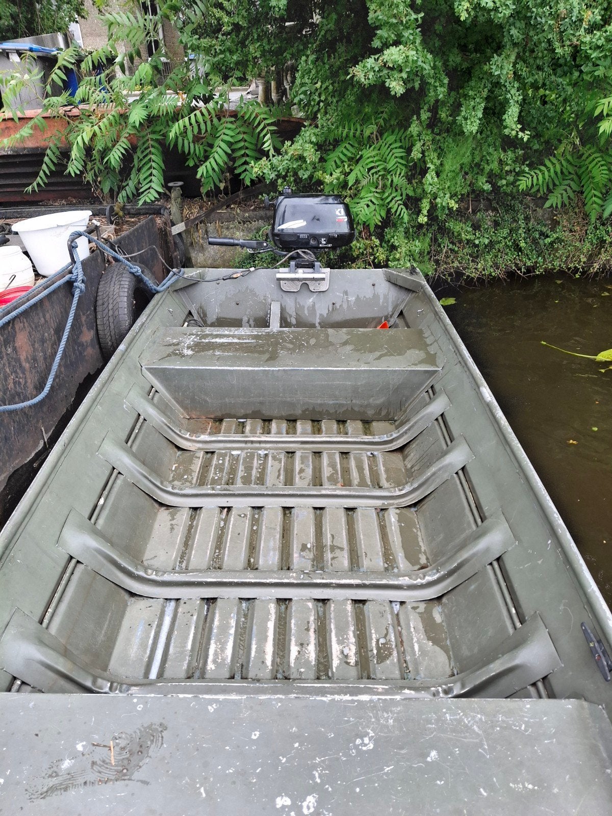 Aluminium visboot met 6pk Suzuki buitenboordmotor, Ophalen