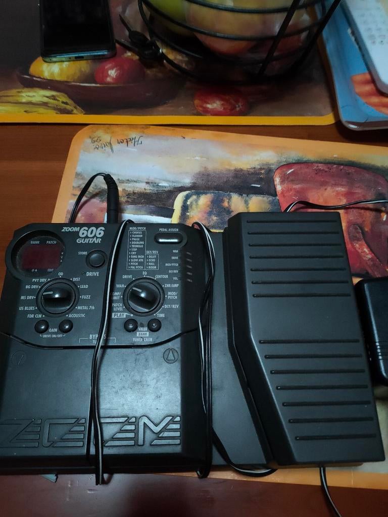 Zoom 606 Guitar Multi-Effects Processor, Muziek en Instrumenten, Effecten, Ophalen of Verzenden