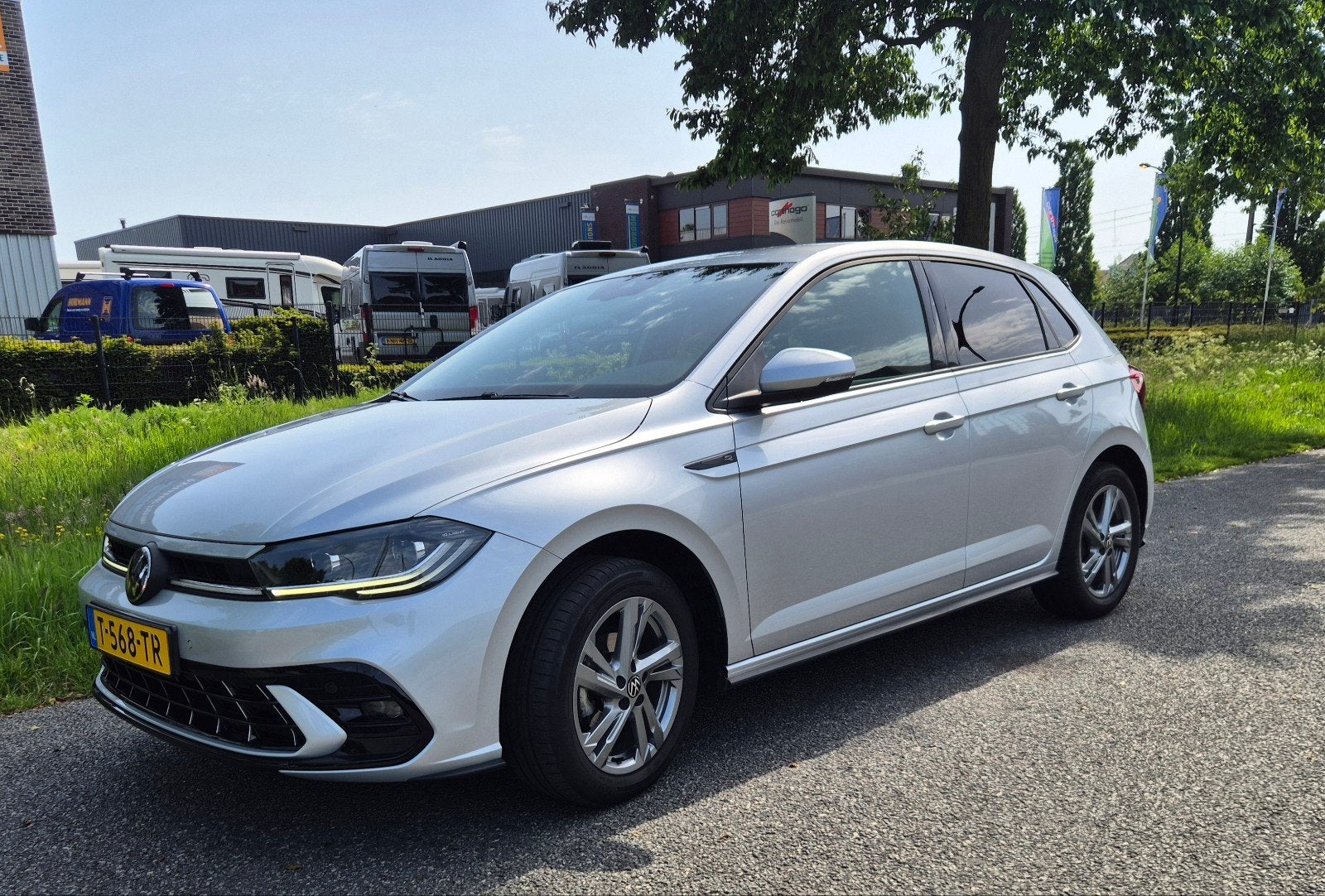VW Polo |R-Line | IQ Light | VW Garantie 16 maanden |ACC, Voorwielaandrijving, Leder en Stof, 49 €/maand, Origineel Nederlands
