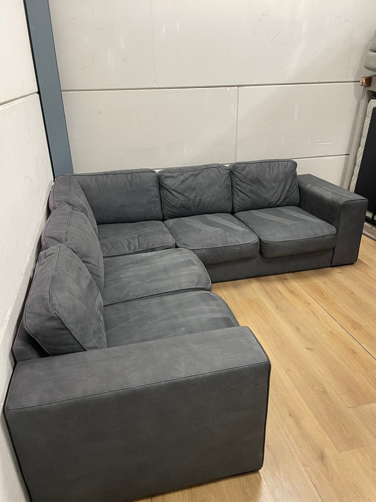 Mooie luxe suede donker groene hoekbank - GEREINIGD!!!, Ophalen, 250 tot 300 cm, Luxe, Hoekbank