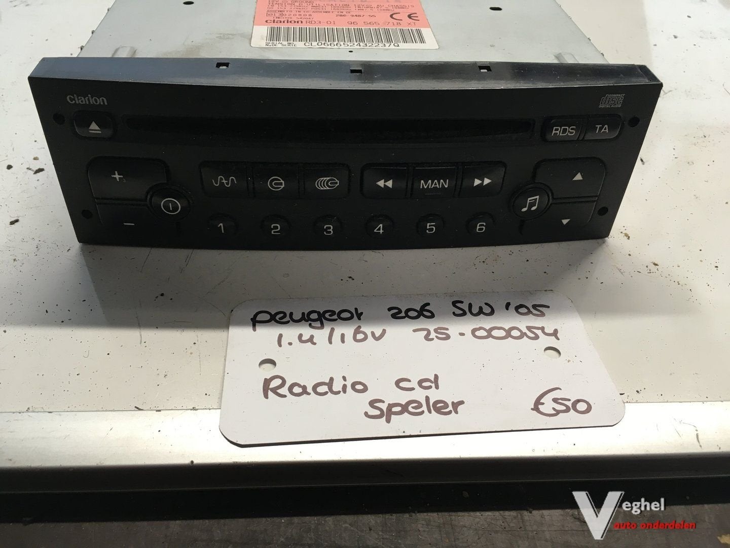 Peugeot 206 Sw 1.4 16v 2005 2500054   Radio Cd speler Clario, Auto diversen, Ophalen of Verzenden, -, -, -