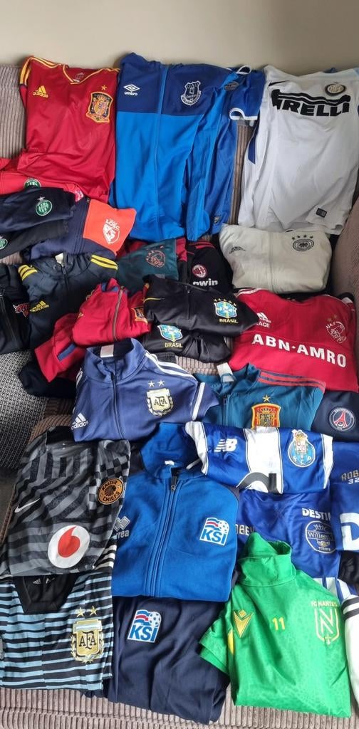 Aangevuld! - Voetbal in 1 keer verkopen #voetbal #matchworn, Ophalen of Verzenden, Zo goed als nieuw, Buitenlandse clubs, Shirt
