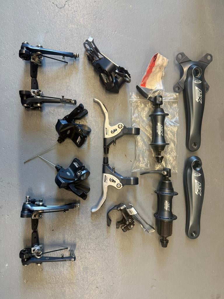 Shimano Deore LX (Blauw) groep 3x9 Retro MTB, Fietsen en Brommers, Fietsonderdelen, Ophalen of Verzenden, Zo goed als nieuw