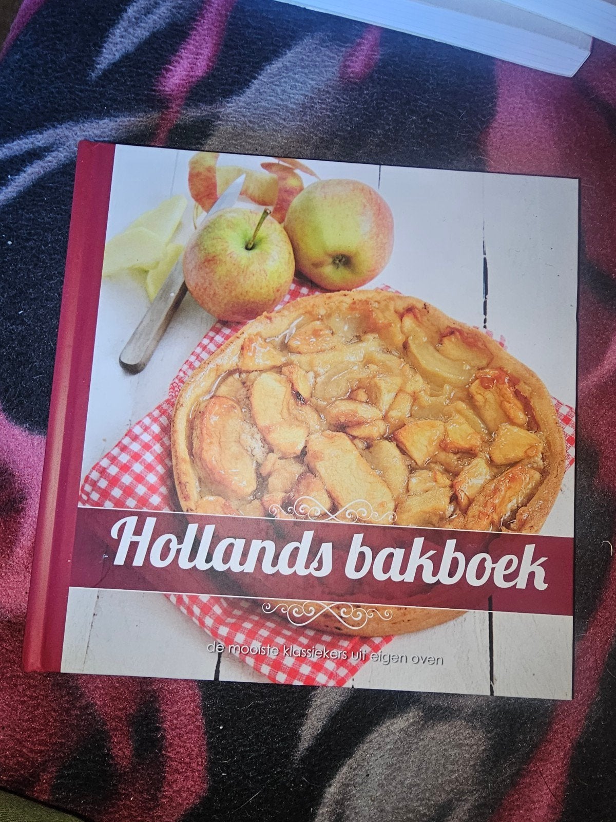 Hollands bakboek - De mooiste klassiekers uit eigen oven, Boeken, Verzenden, Zo goed als nieuw, Nederland en België, Onbekend