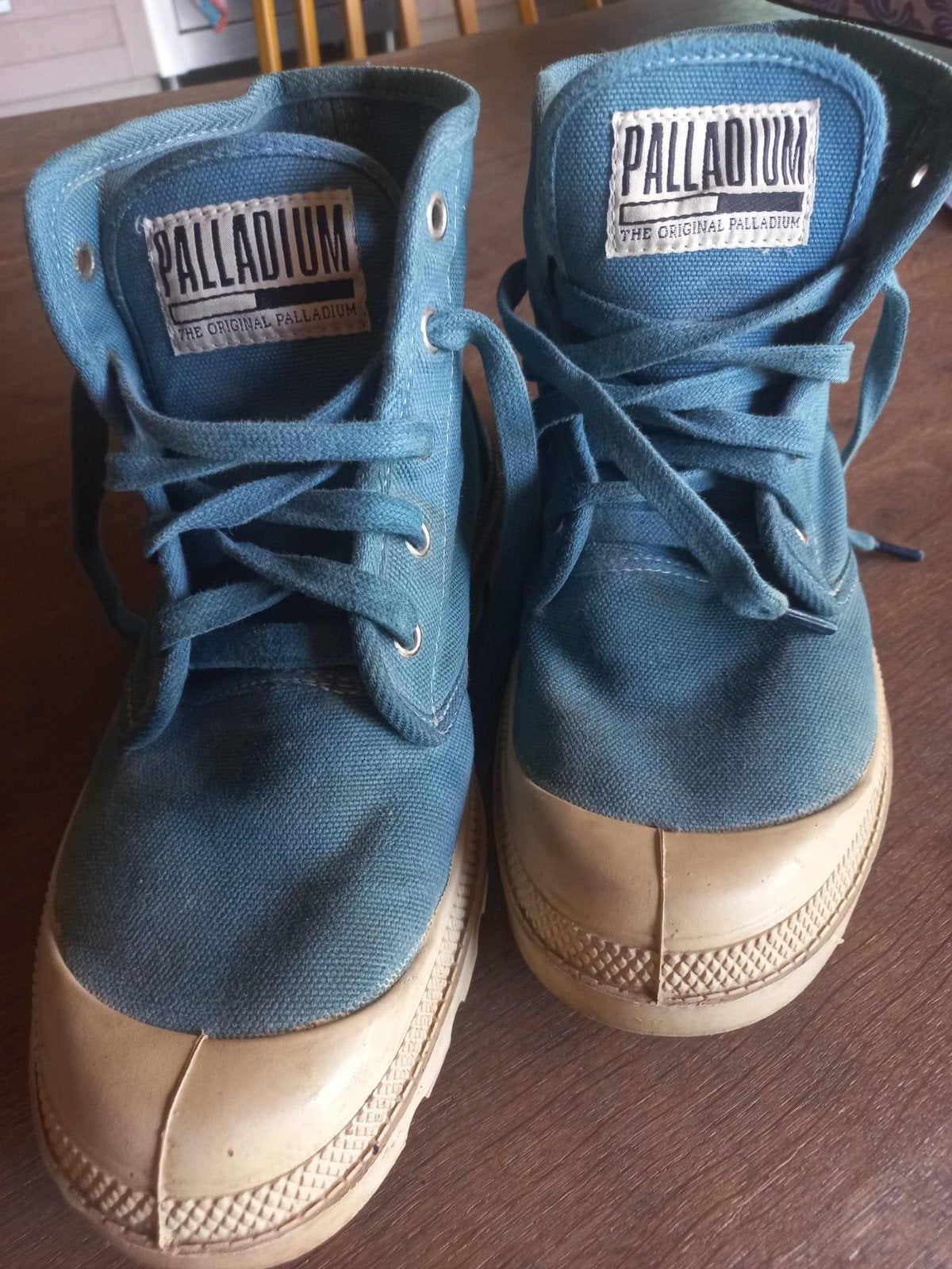 Palladium hoge canvas schoenen maat 39, Kleding | Dames, Schoenen, Ophalen, Zo goed als nieuw, Blauw, Sneakers of Gympen