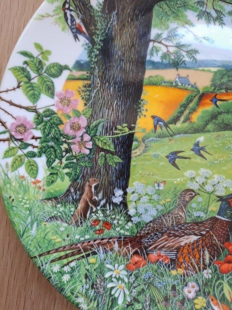 Vintage Wedgwood wand sierbord Meadows and Wheatfields 1987, Antiek en Kunst, Antiek | Wandborden en Tegels, Ophalen of Verzenden