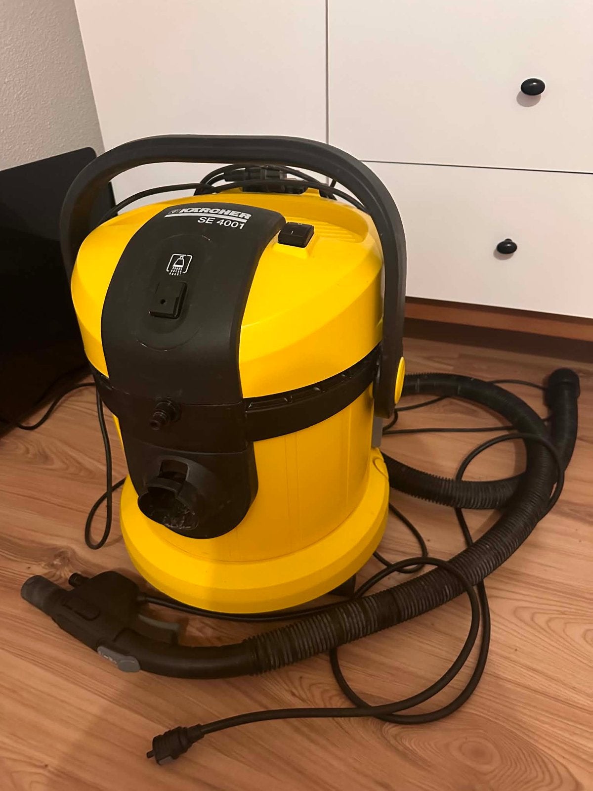 Karcher SE 4001 Tapijtreiniger / Waterstofzuiger - Complete, Gebruikt, Kärcher, Geschikt voor harde vloeren, Reservoir