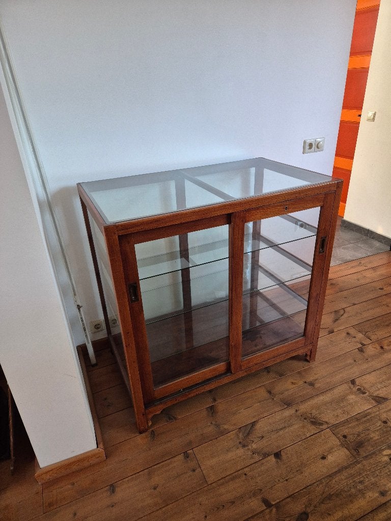 Vitrinekast hout glas