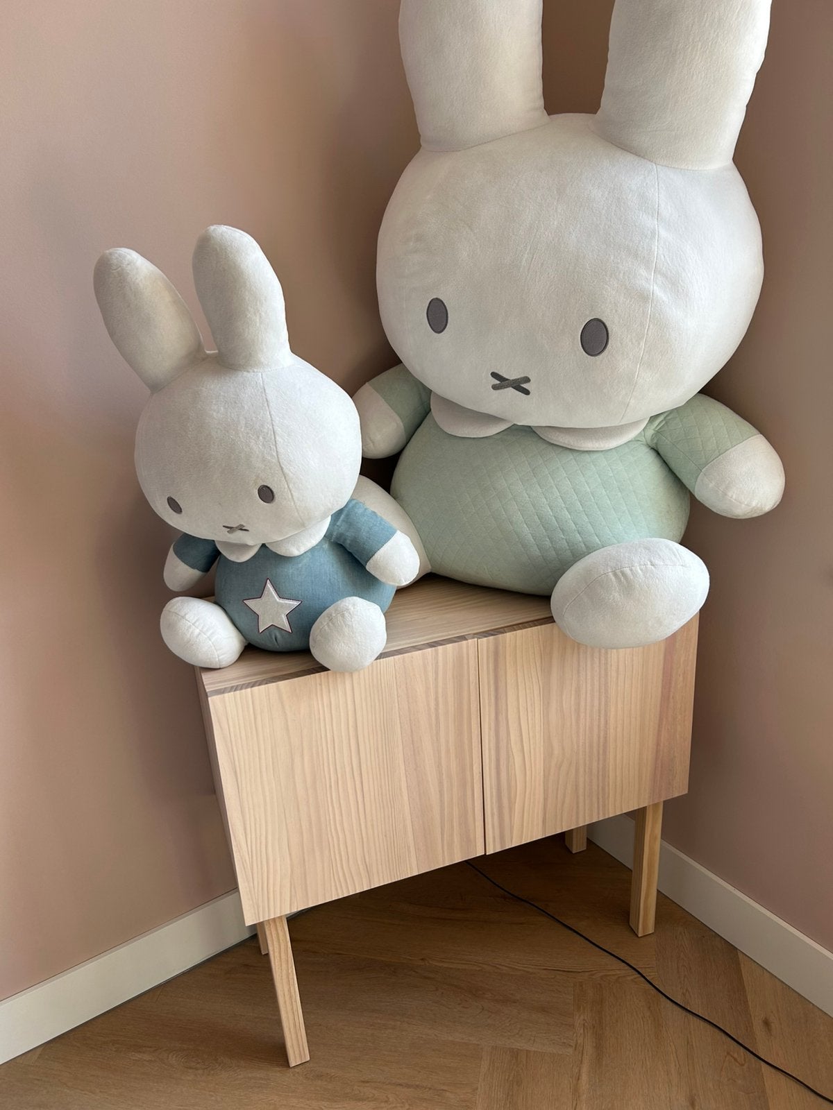JYSK SOLLERUP Dressoir - Massief Grenenhout, Ophalen, 50 tot 100 cm, Zo goed als nieuw, Grenenhout