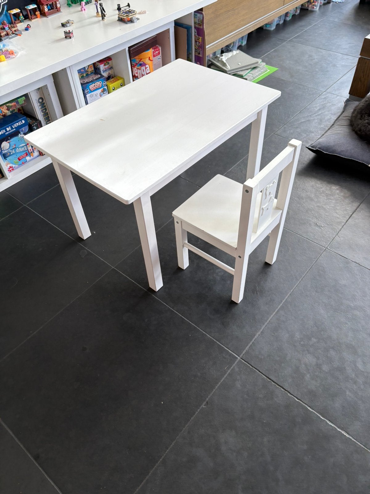 Witte kindertafel met 1 kinderstoeltje, Ophalen, Gebruikt, Tafel(s) en Stoel(en)
