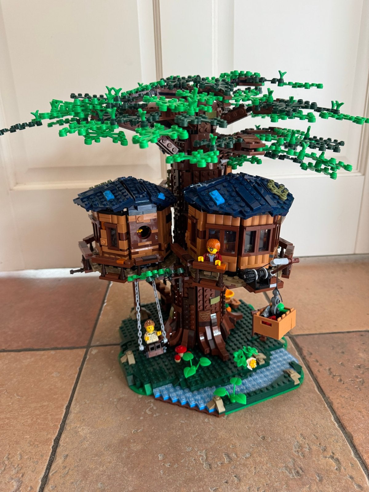 Lego Ideas 21318, Ophalen of Verzenden, Zo goed als nieuw