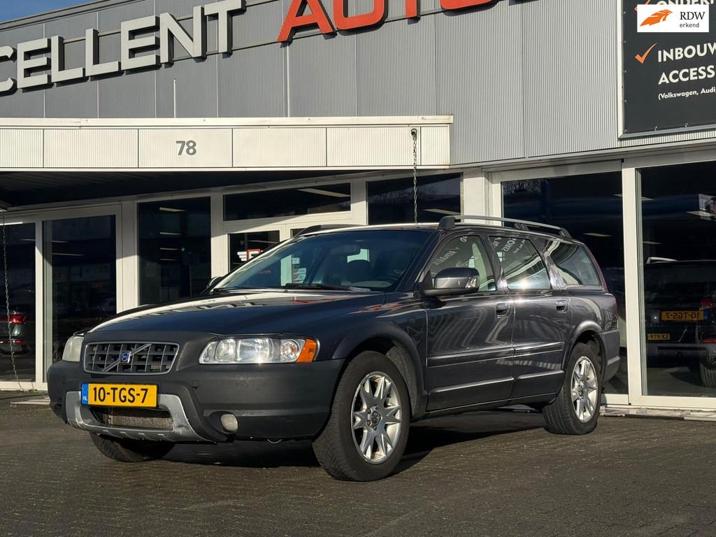 Volvo XC70 2.4 D5 Kinetic, Auto's, Automaat, 1694 kg, Beige, 197 €/maand