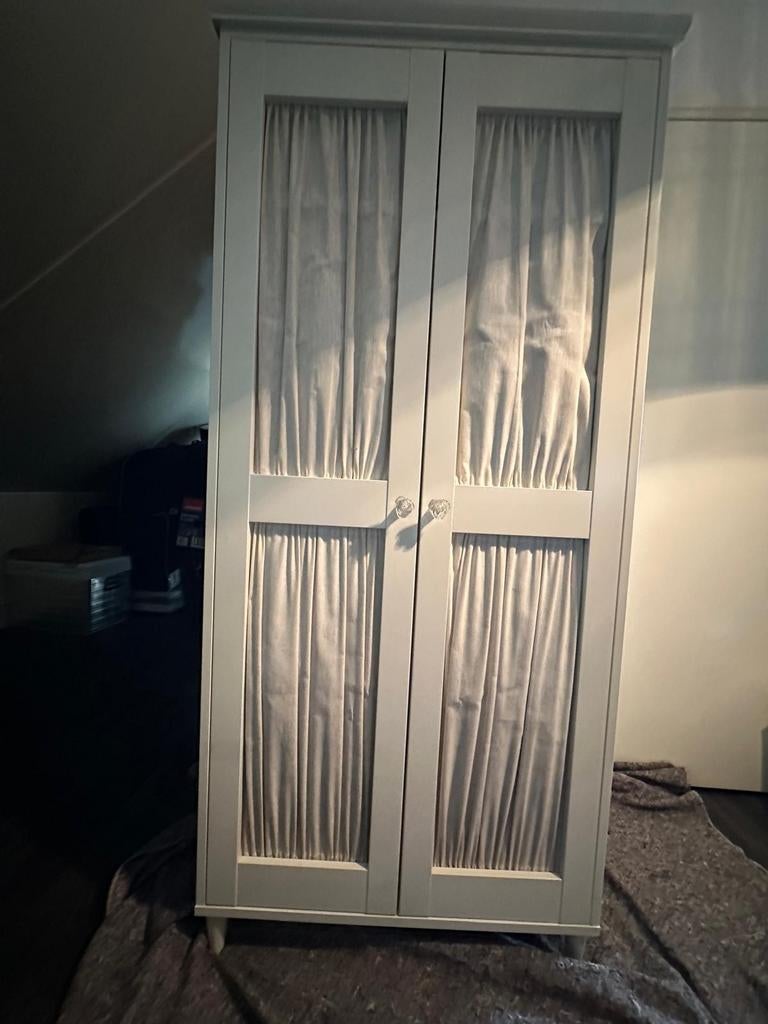Ikea kinder kledingkast, Ophalen