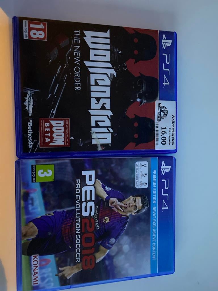 PES 2018 & Wolfenstein The New Order PS4 Games, Ophalen, Gebruikt, 1 speler, Eén computer