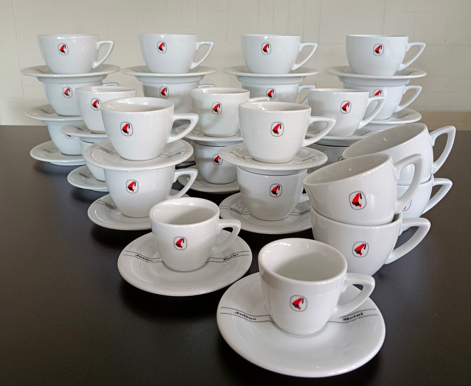 Julius Meinl koffie tassen + onderschoteltjes., Ophalen, Overige merken, Keramiek, Zo goed als nieuw