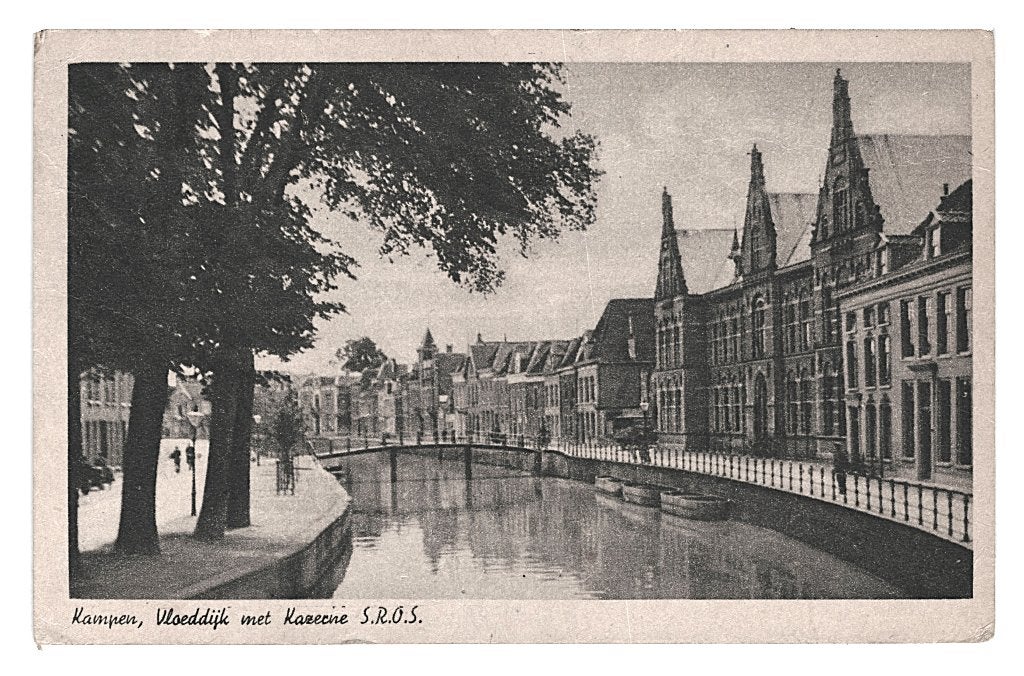 948948	Kampen	Ov 1953	Vloeddijk met Kazerne S.R.O.S.