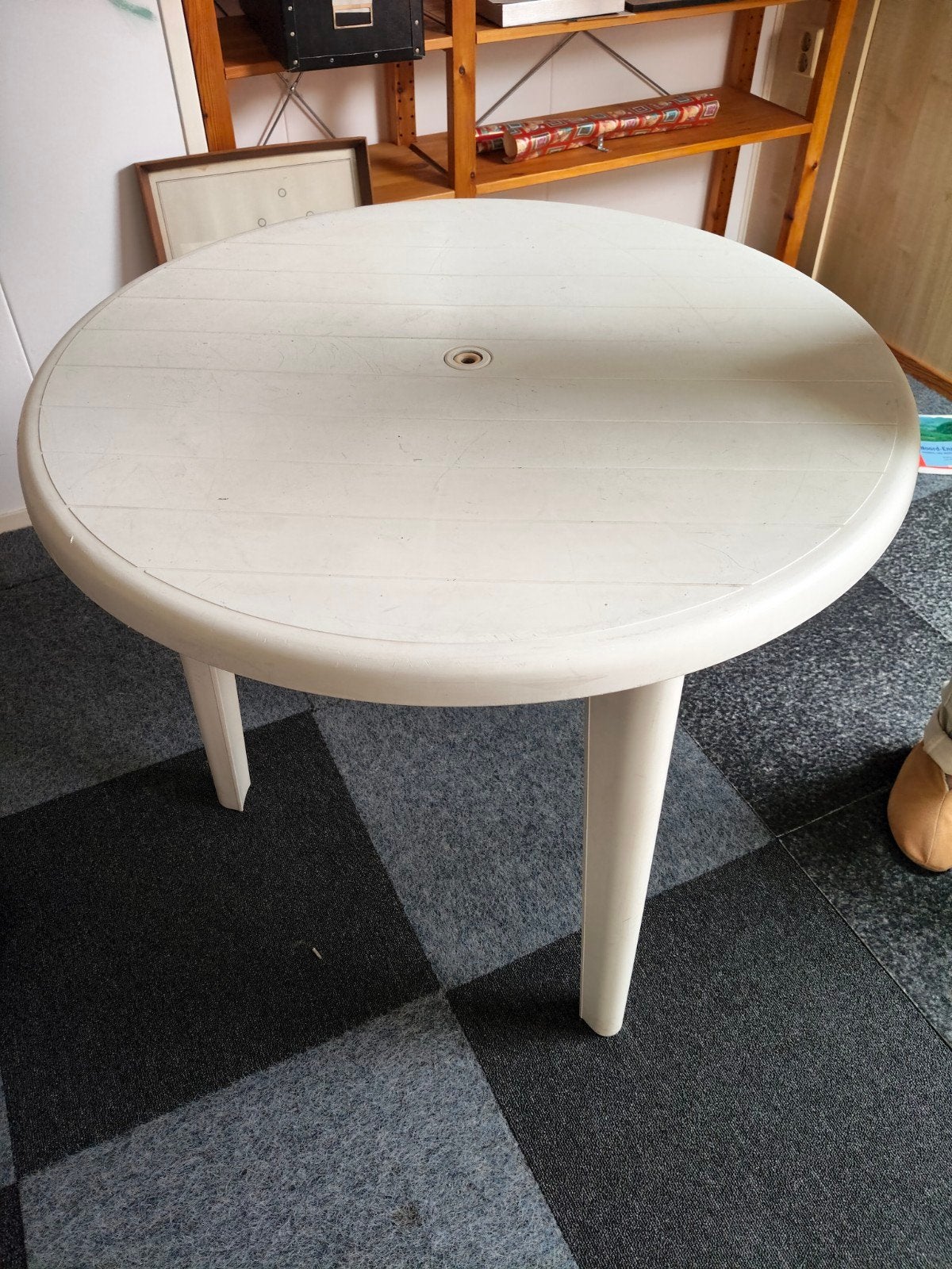 Ronde kunststof tuintafel - wit, Ophalen, Gebruikt, Rond, Kunststof