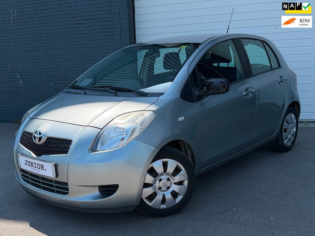 Toyota Yaris 1.3 VVTi Sol AIRCO/ELKPAKKET/5DEURS/NAP, Voorwielaandrijving, Stof, Zwart, 4 cilinders
