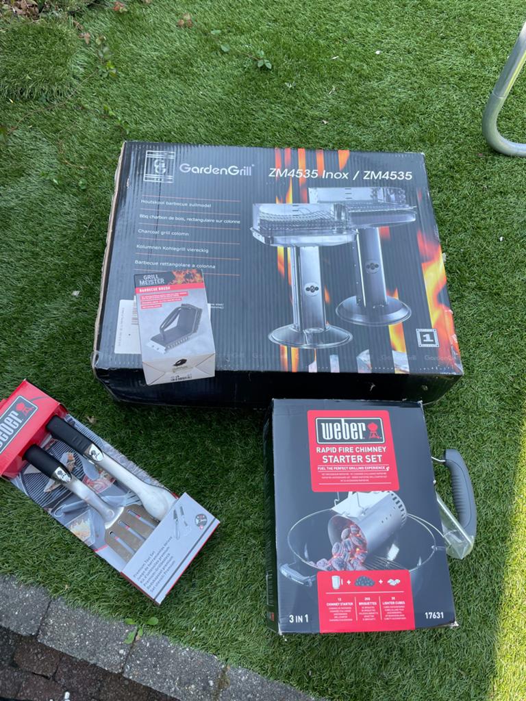 Barbecue houtskool. Nieuw. Weber accessoires., Ophalen, Nieuw